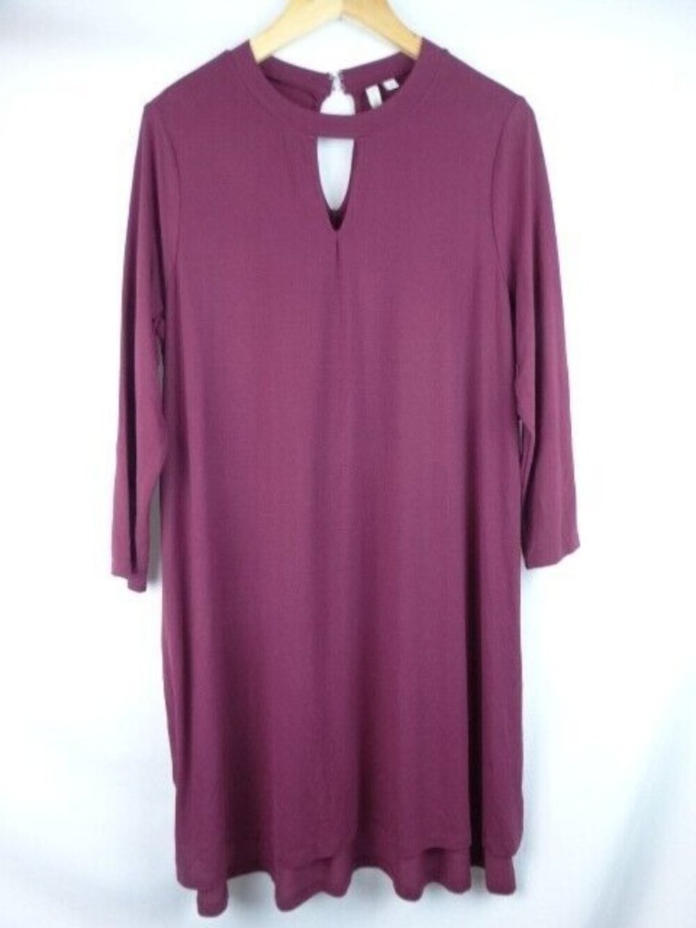 Madison Women's Dress Size Large Burgundy Long Sleeve Key Hole Shift Dress